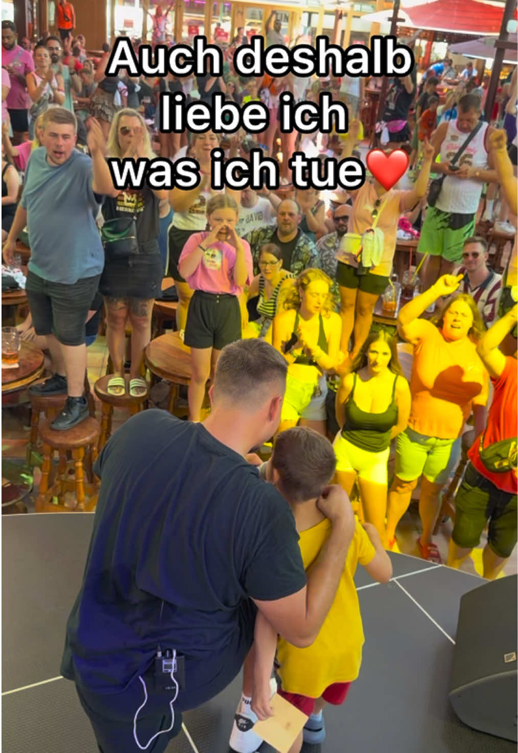 @Partycrasher