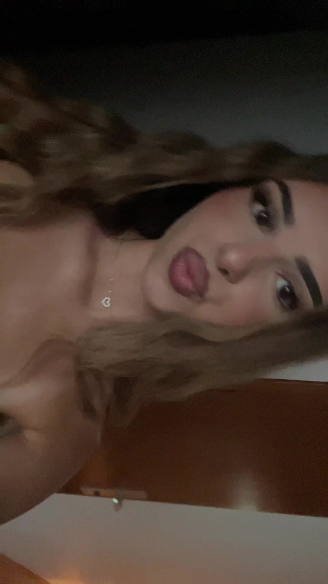 @𝒎𝒊𝒍𝒂