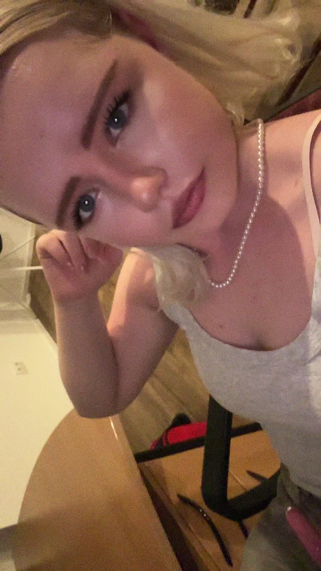 @Nastija🇷🇺🇩🇪