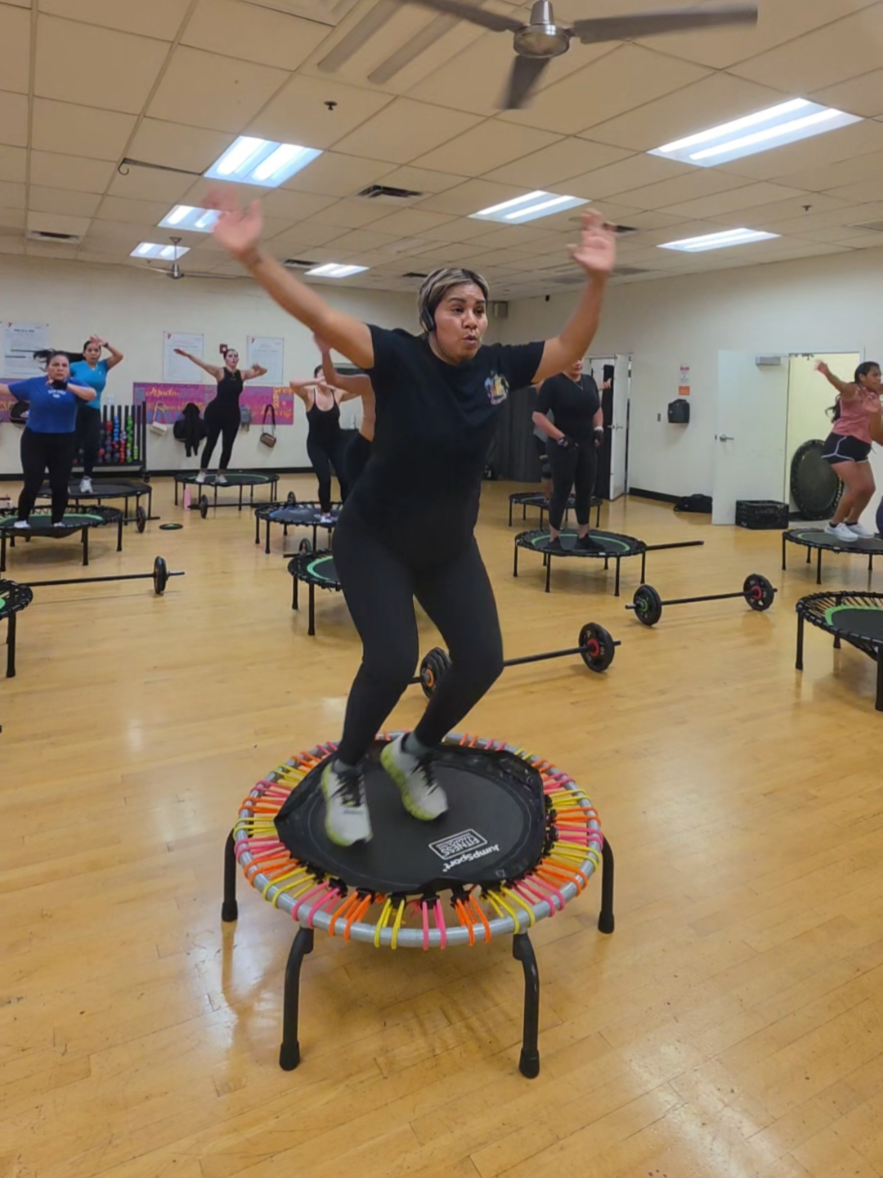 @Ari Alvarado jumping studio