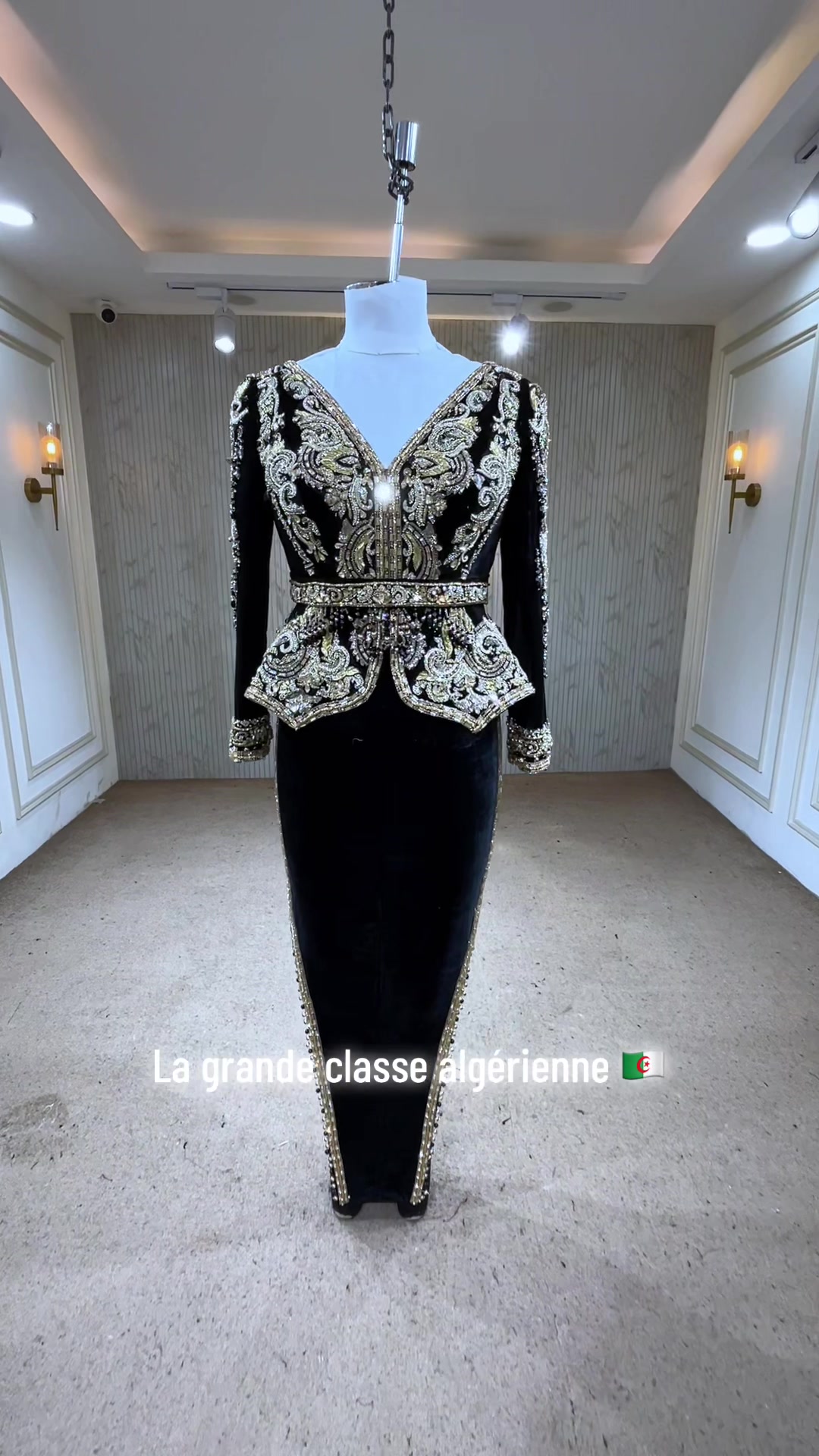 @synaisshautecouture