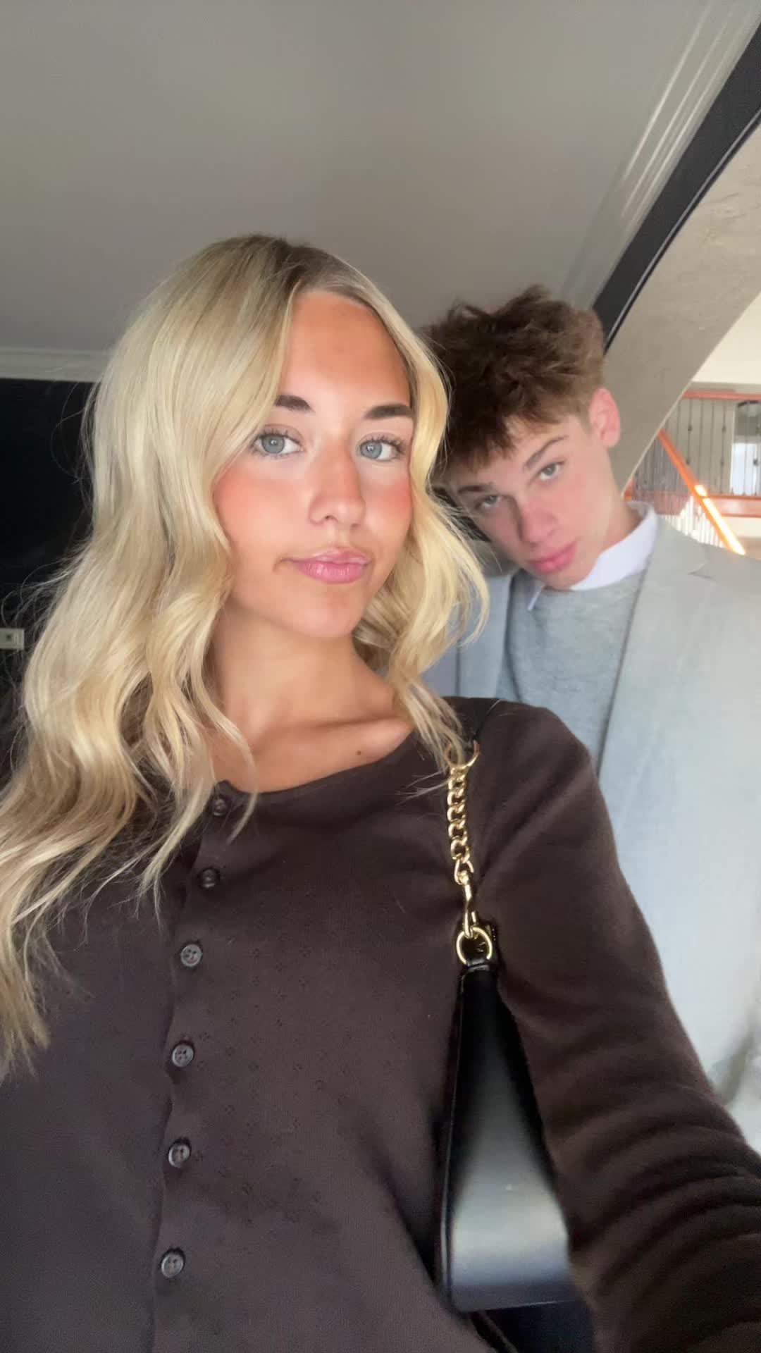 @⭐️EM⭐️