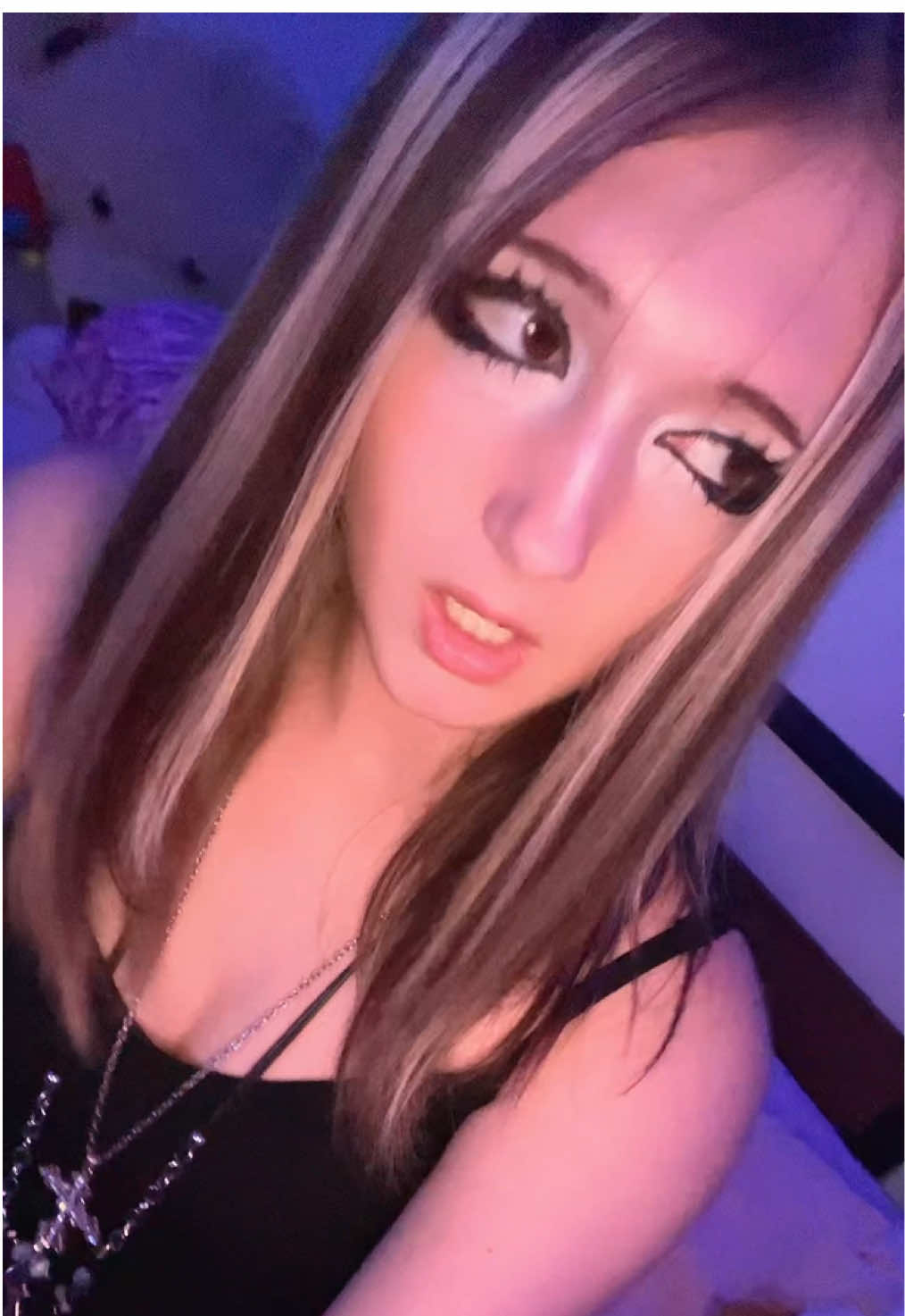@SKYEEEEEEE