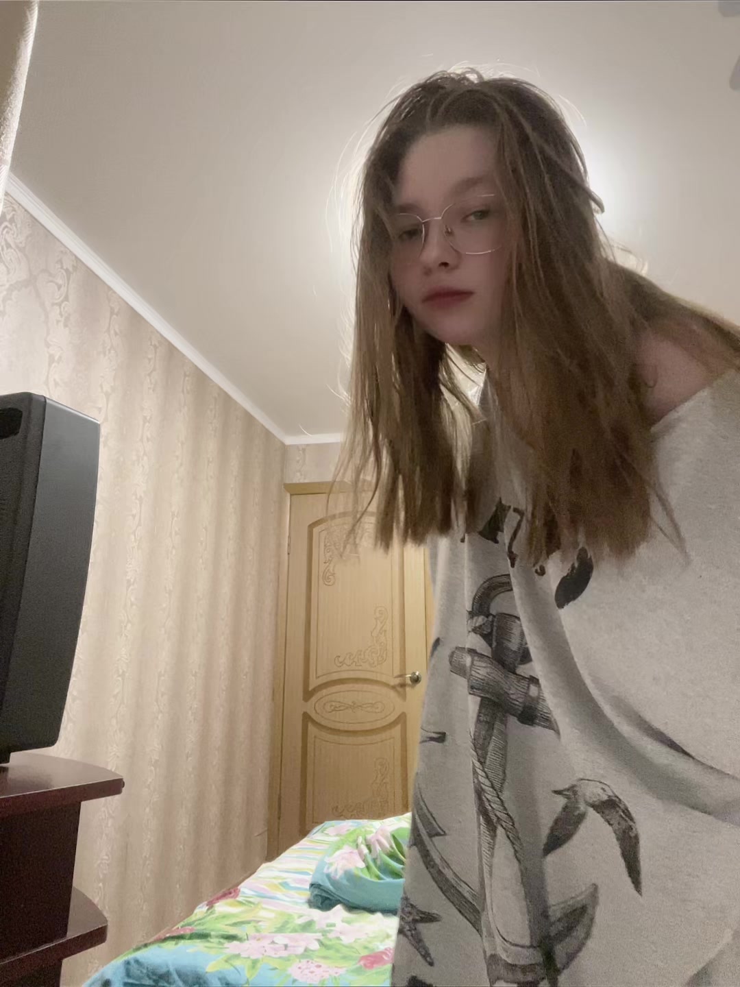 @Аполлинария