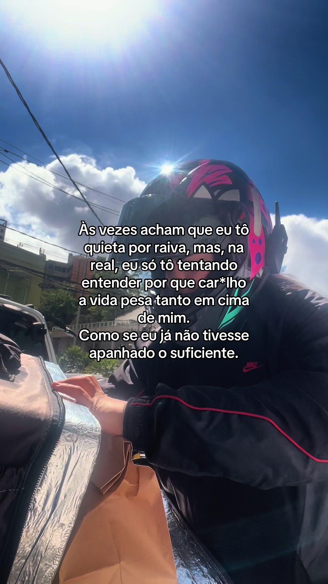@Jamilly_t