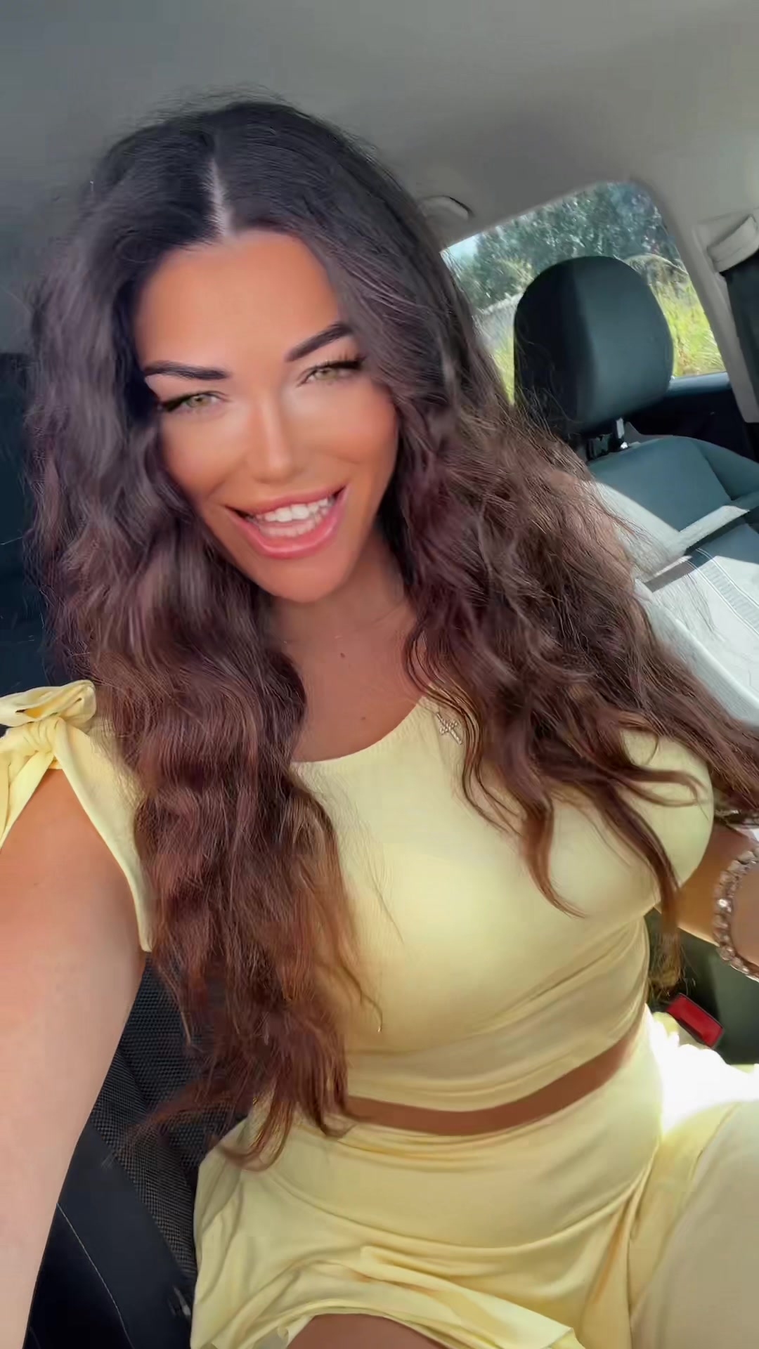 @Valentina