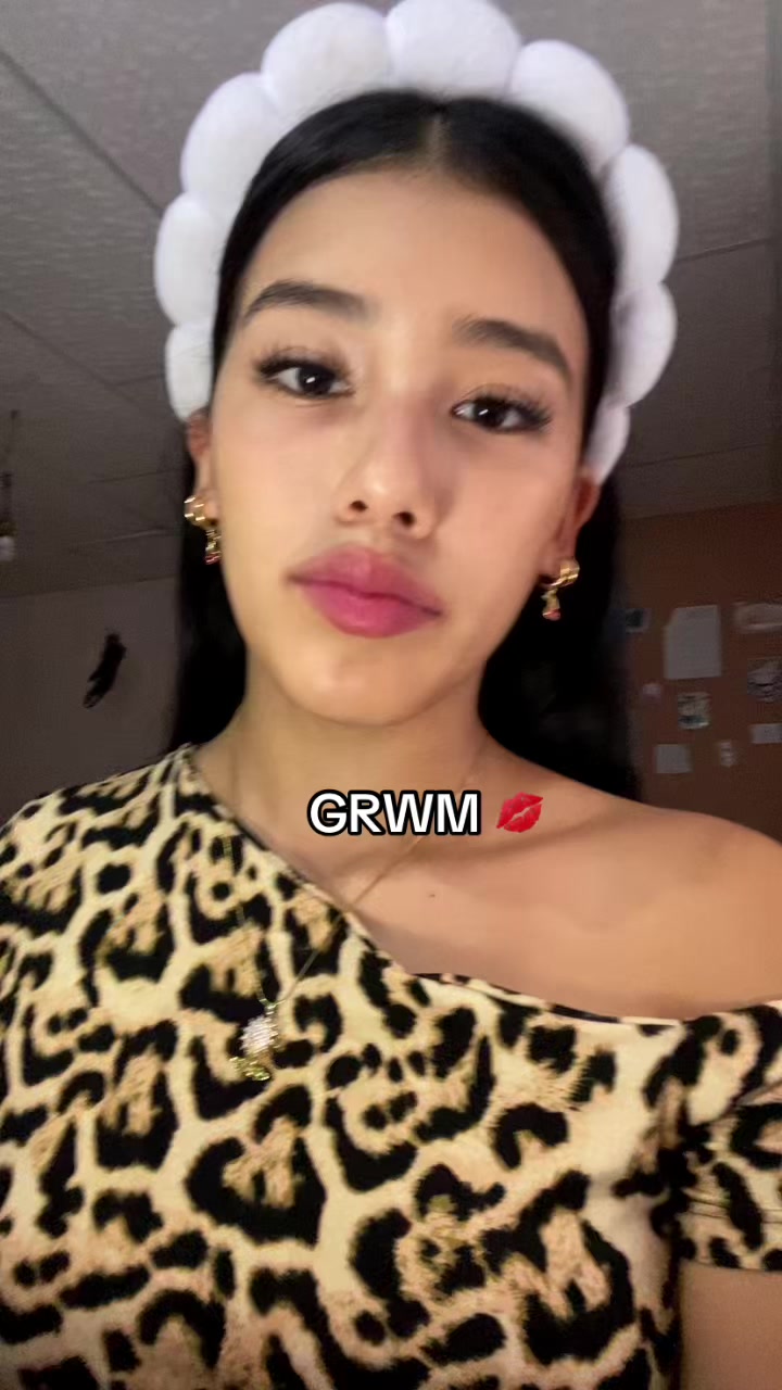 @๐ป๐๐๐๐๐