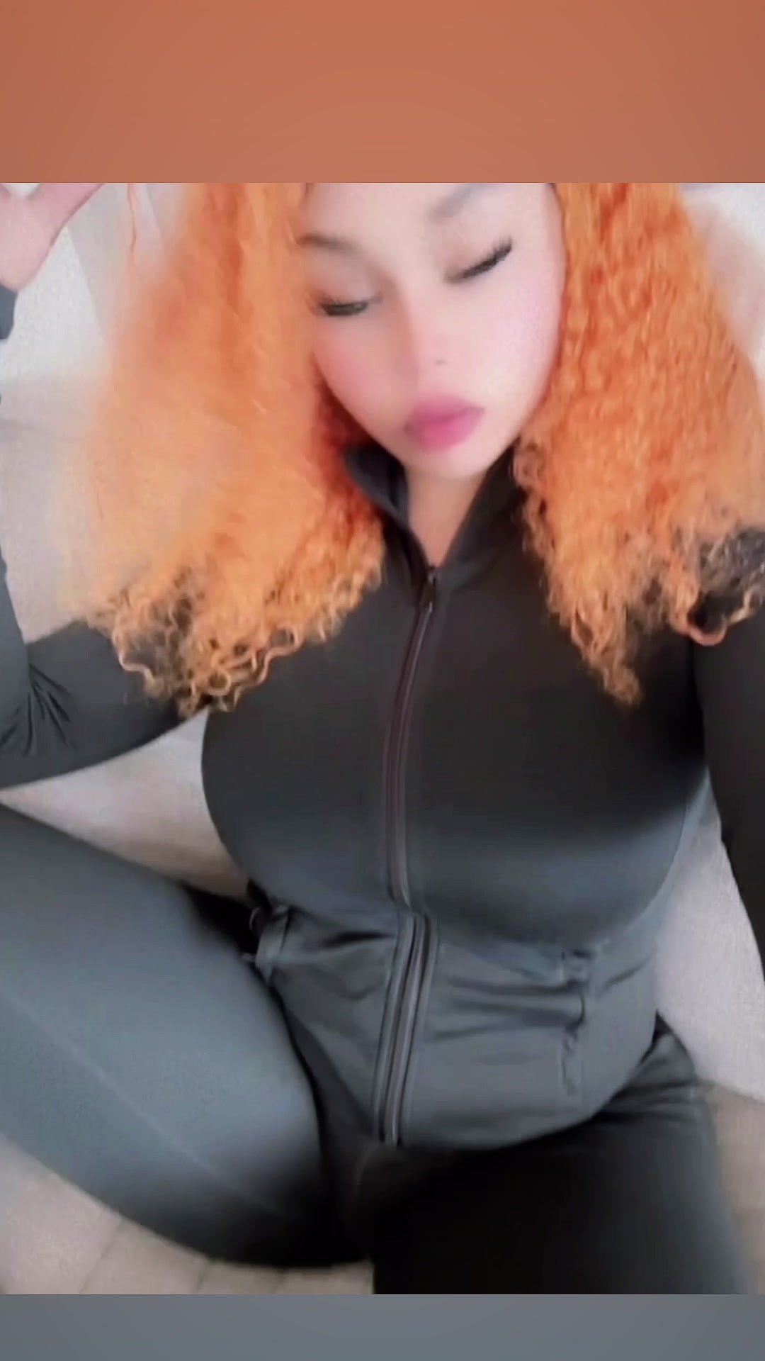 @Dollybusinezz