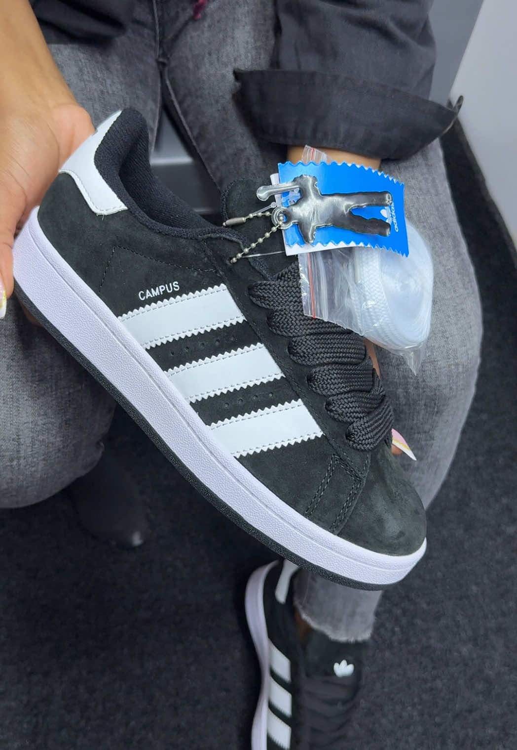 @NAIROBI SNEAKERS™️