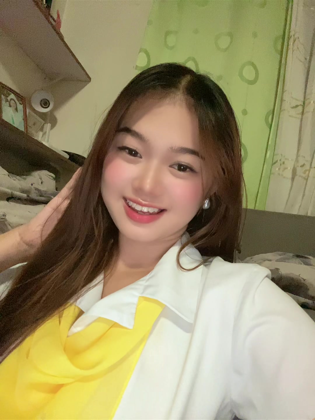 @qyeesi