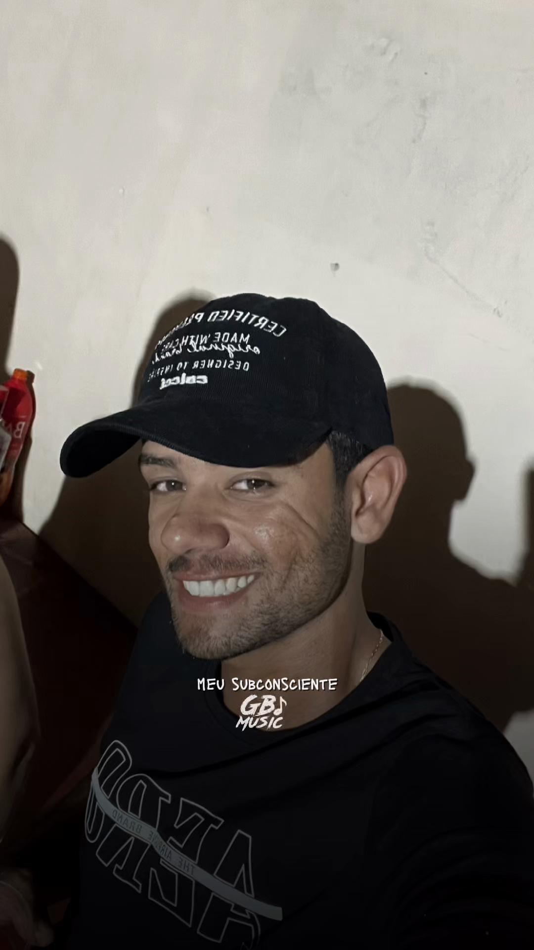 @pedro_mickaell