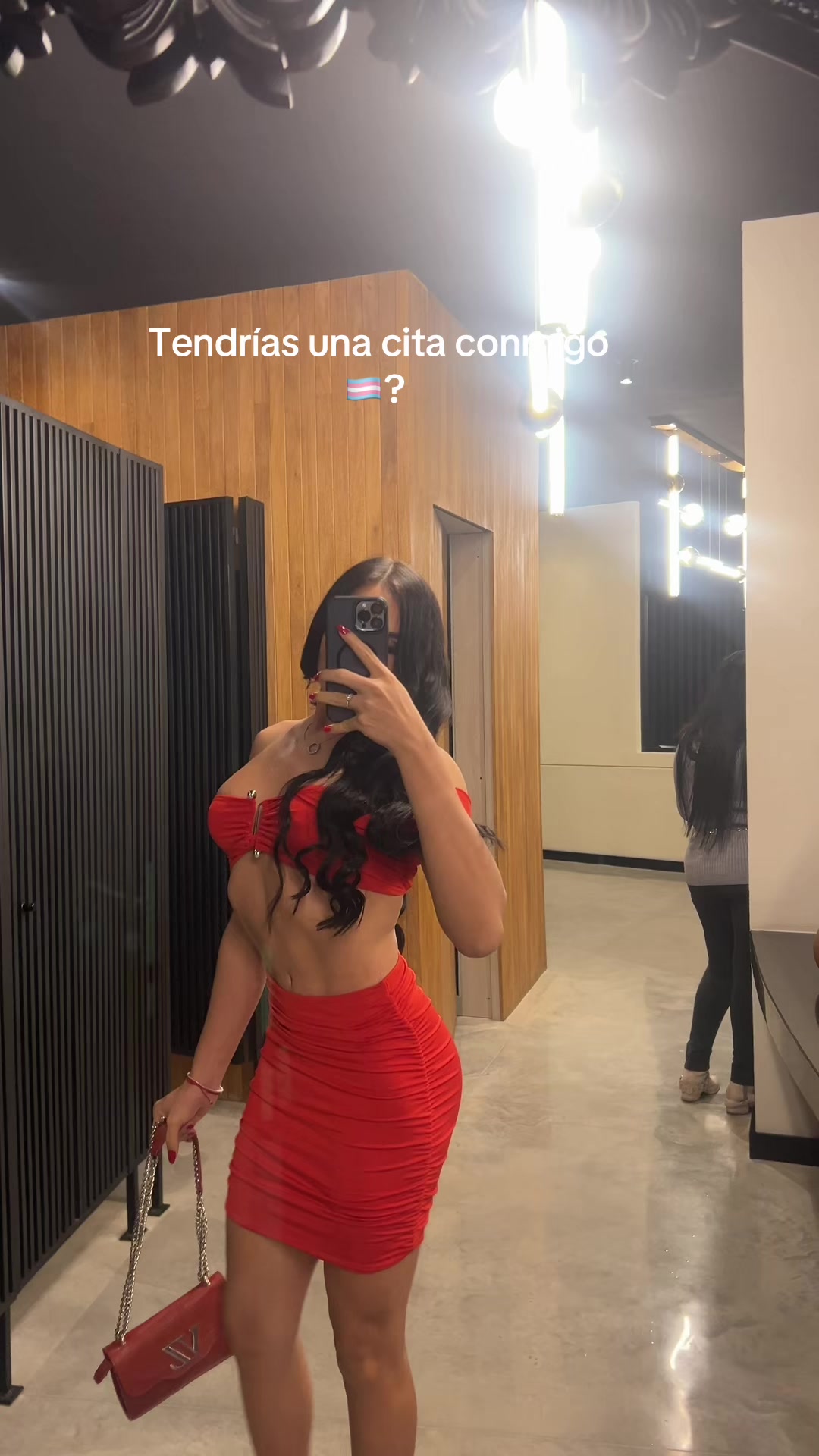 @valerietnt_