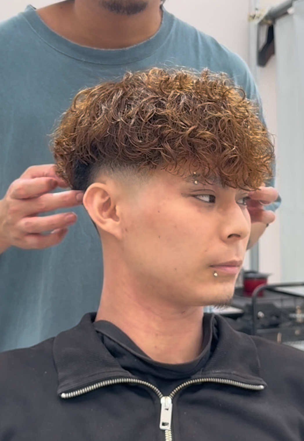 @向井誠也京都四条河原町メンズパーマツイスパ波巻きパーマ