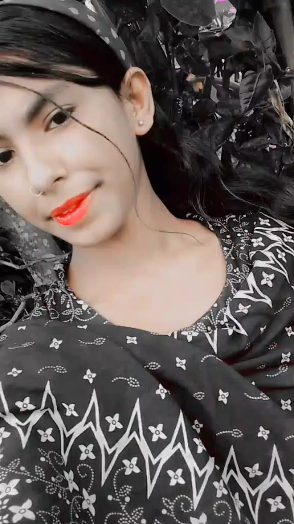 @জাতির চিকনা আফা