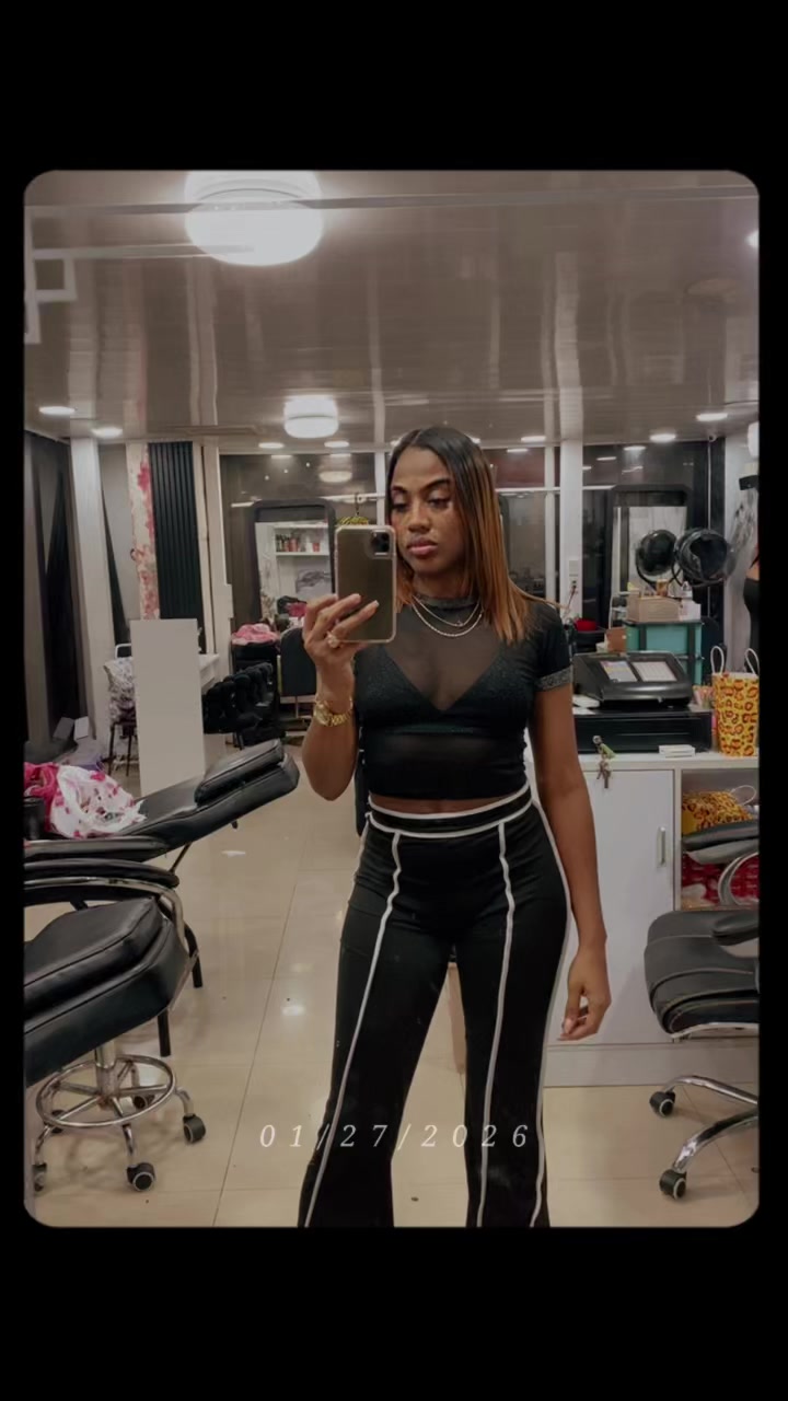 @Kennilashes