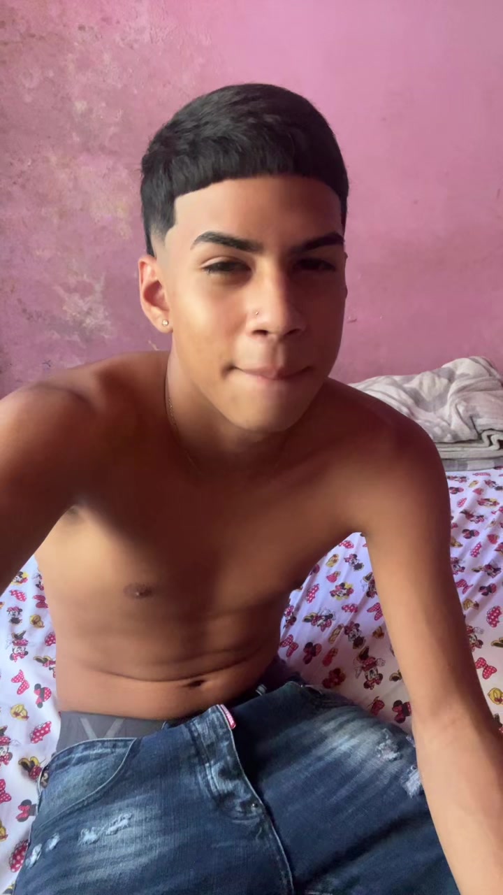 @AlexJS🤴🏽