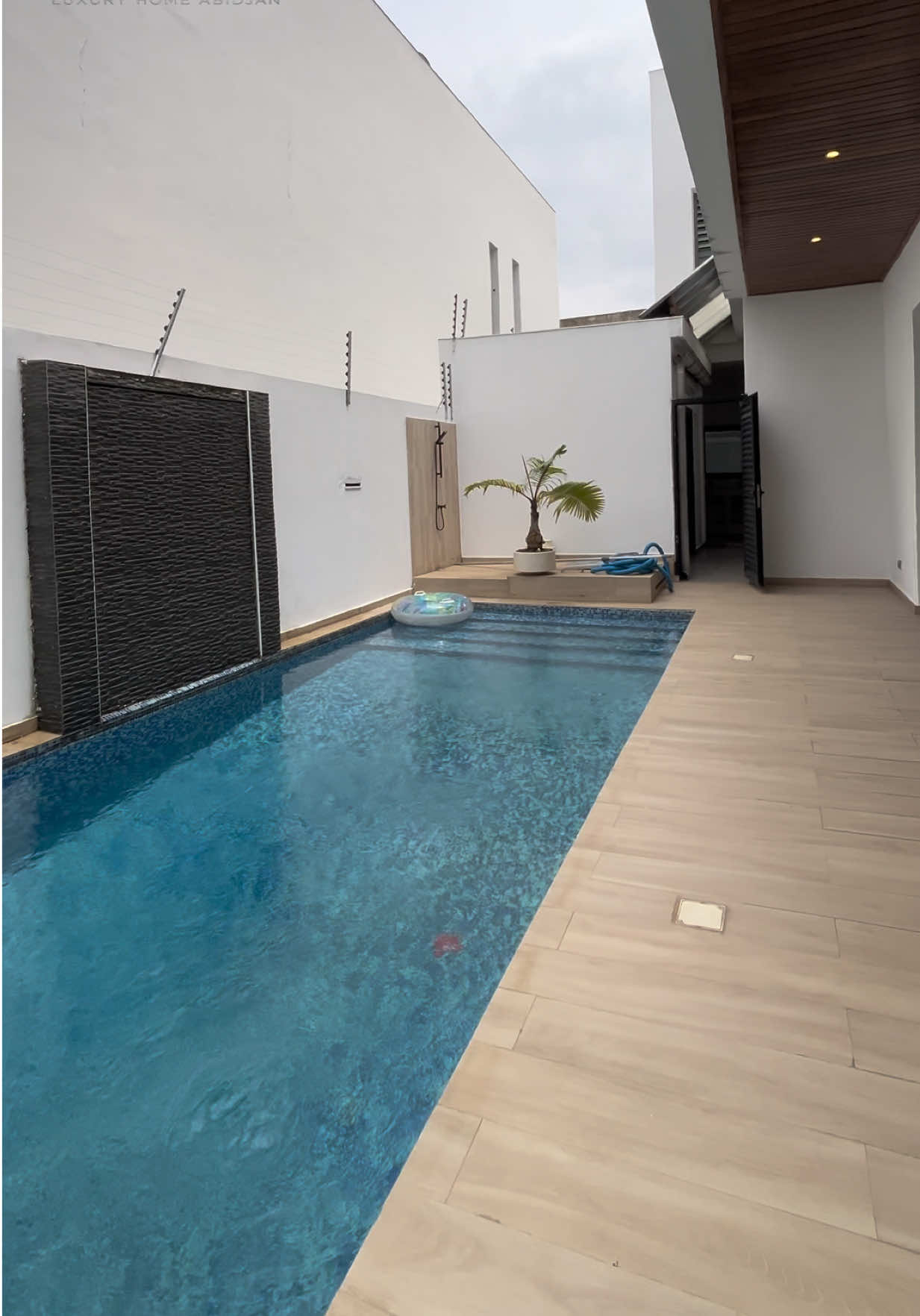 @Luxury Home Abidjan đšđź