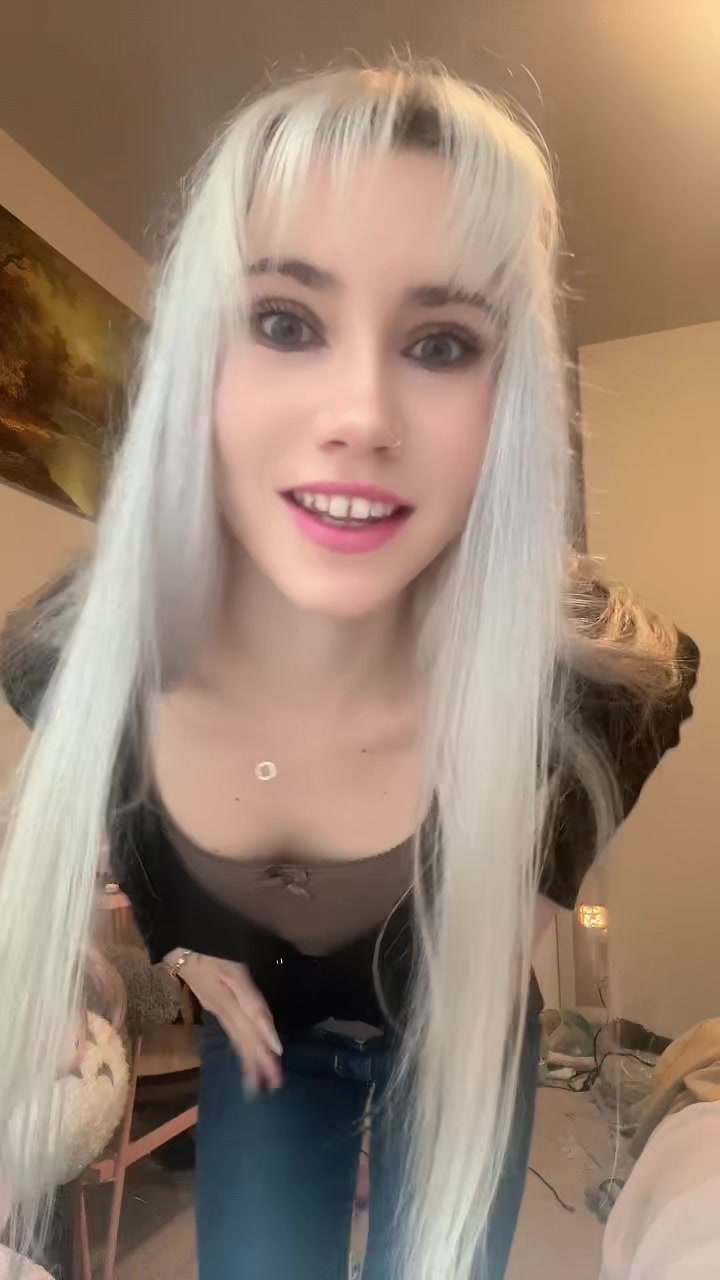 @whitehairlady