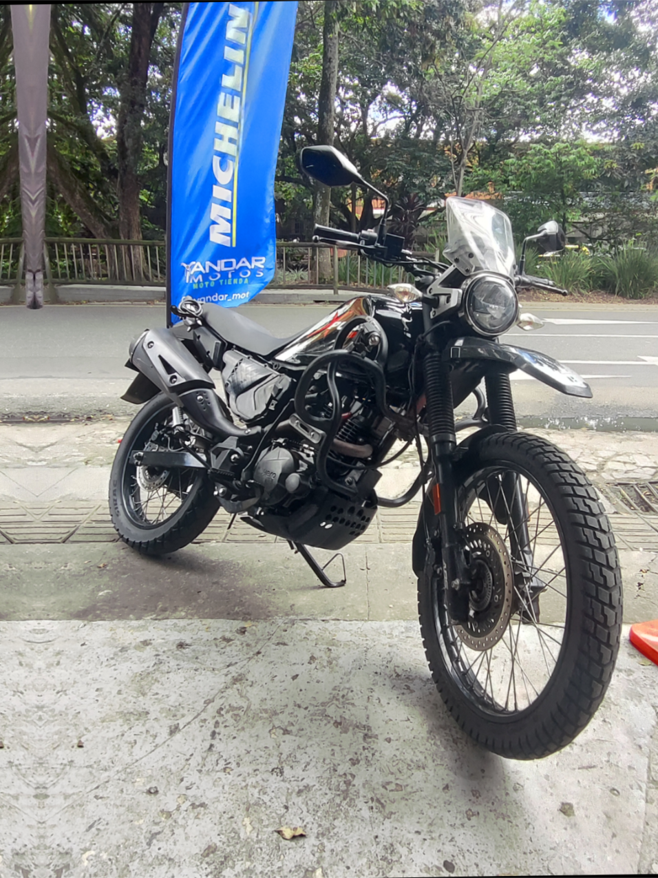 @H.A. Motos