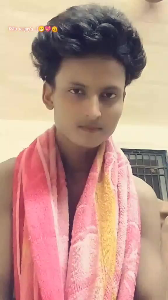 @𝙃𝙊𝙏...𝘽𝙊𝙔..😎