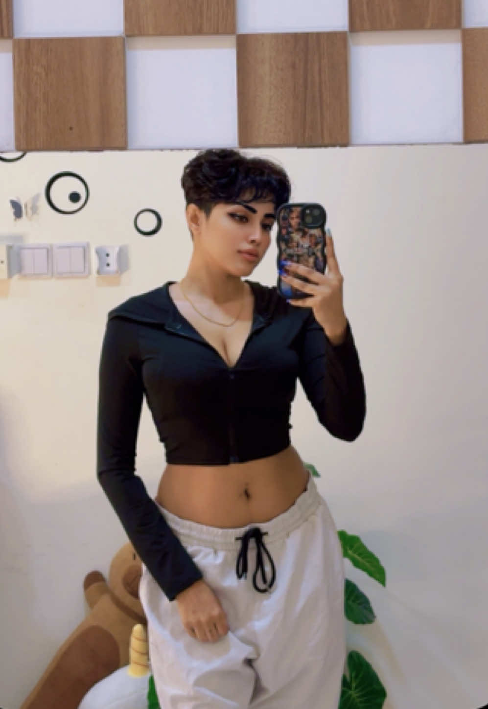 @D7 👠 𖣂︎