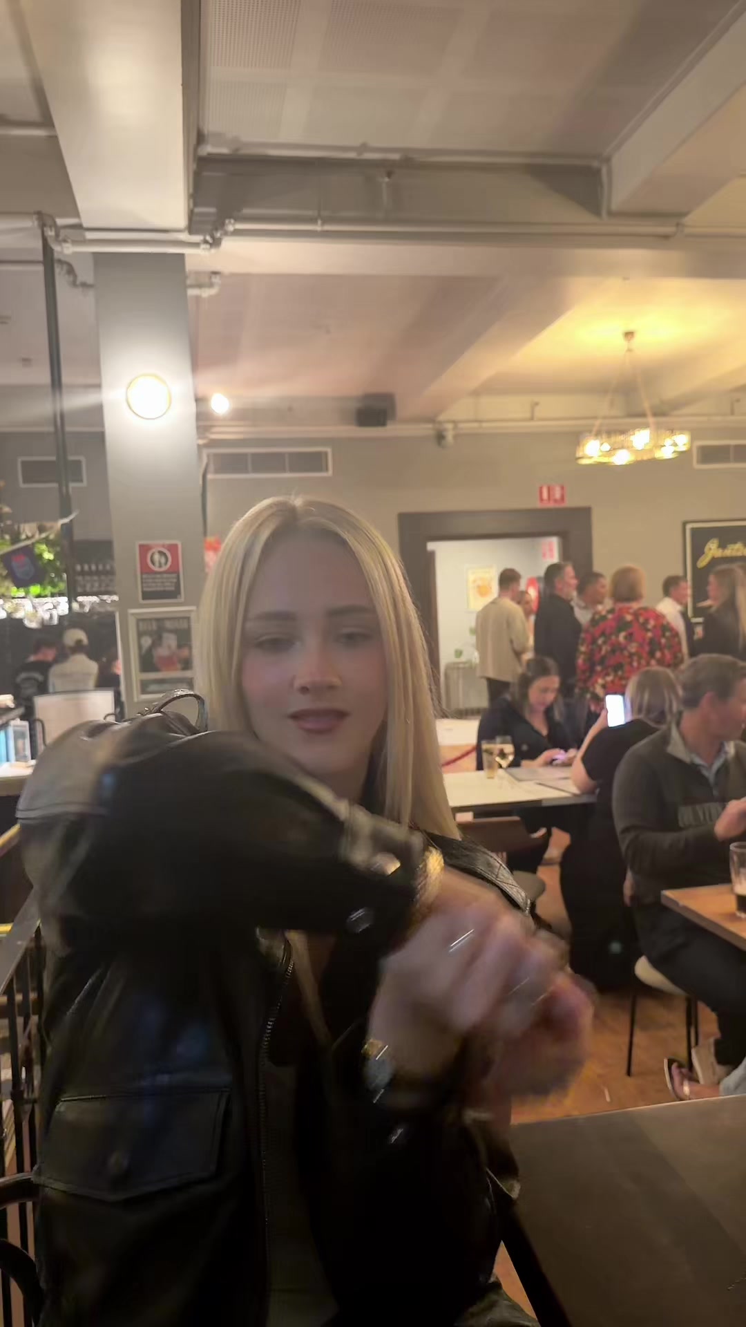 @zoebrihunt