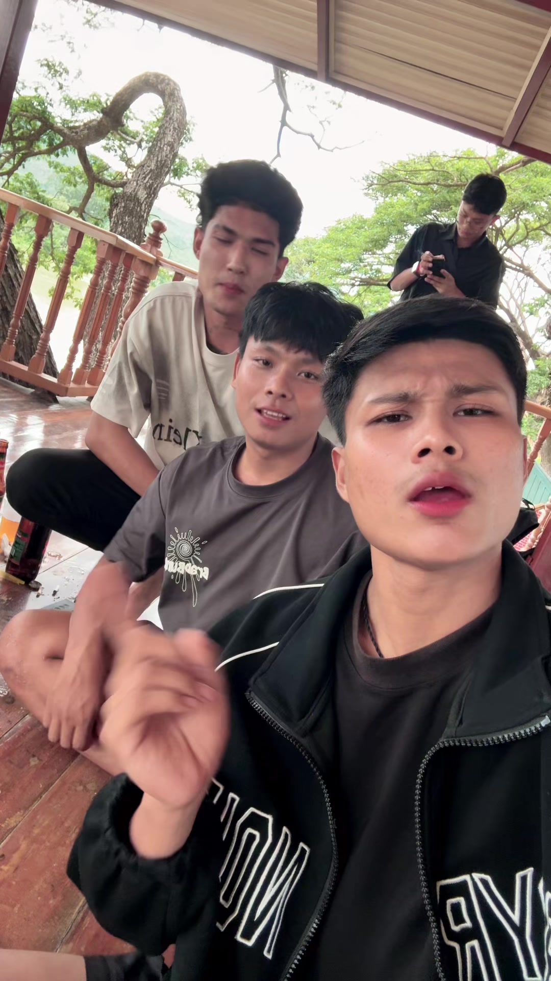 @๐๐พ๐ท๐ฐ๐๐๐ช๐๐๐ฝ๐พ๐ท{9.5M}