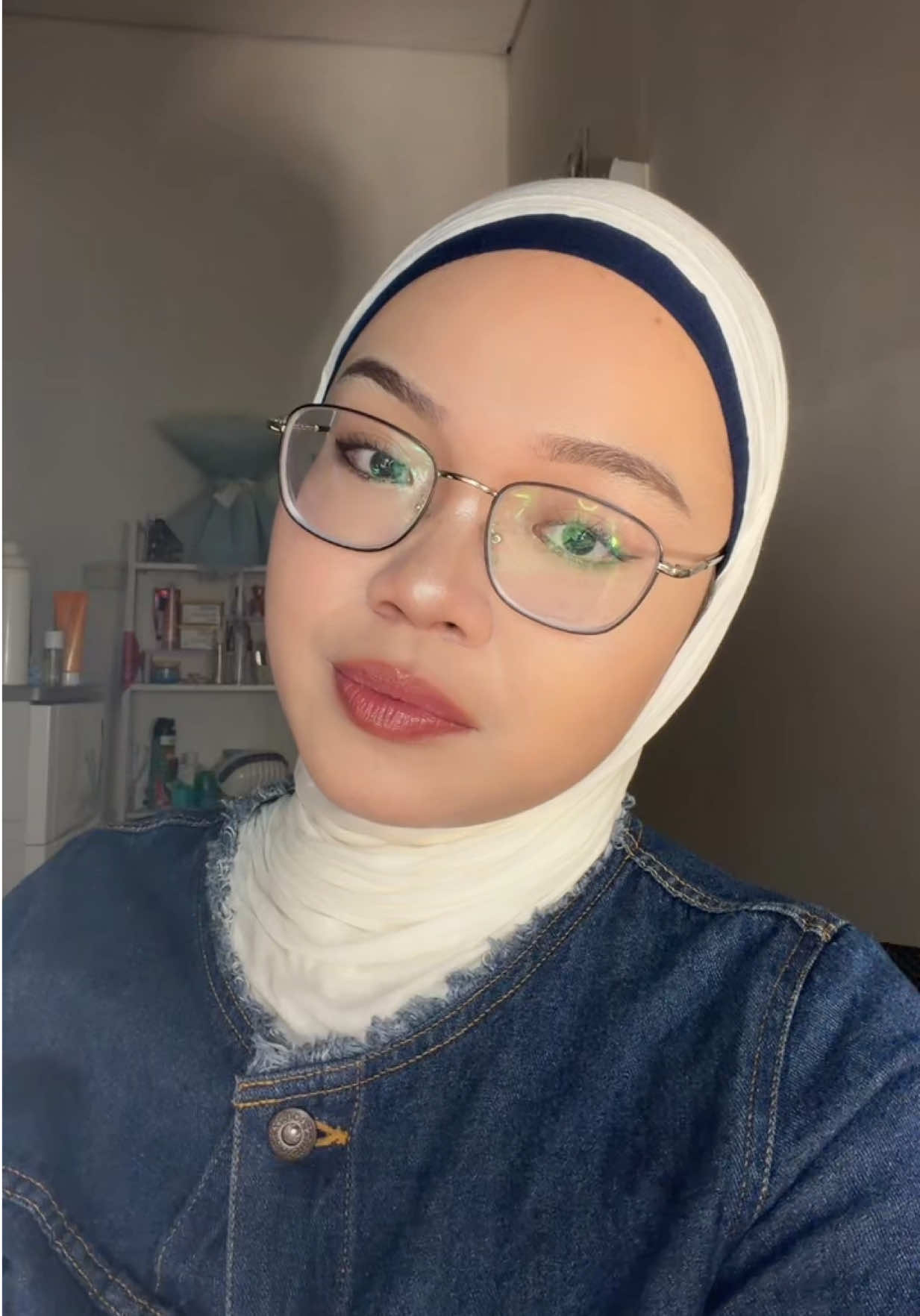 @𝒜᥉h