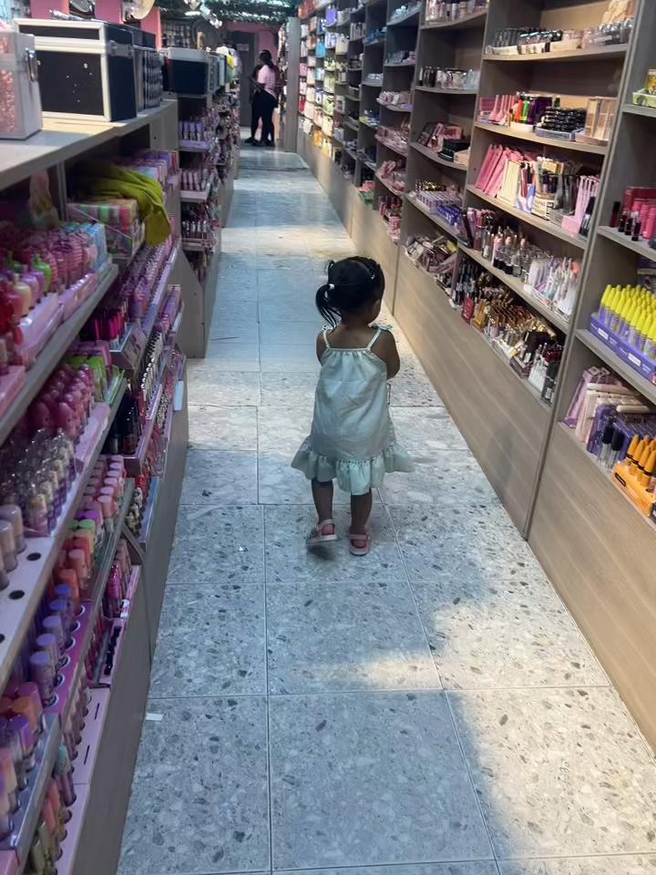 @𝐆𝐚𝐛𝐫𝐢𝐞𝐥𝐚 🦋