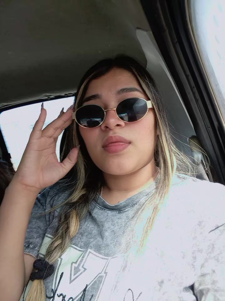 @Dani 🦂🌺🌸