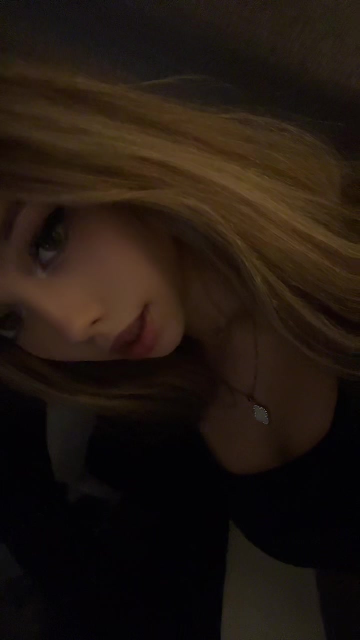 @нюша
