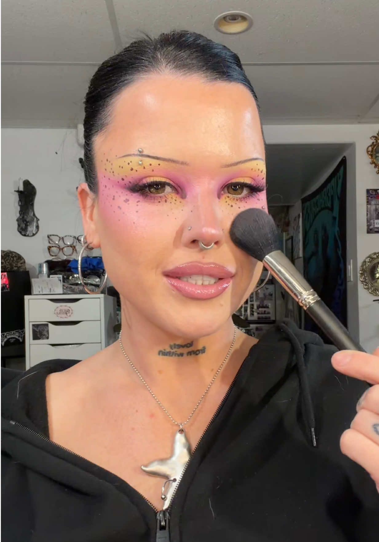 @𝕾𝖆𝖗𝖆𝖍 𝕱𝖊𝖊𝖓𝖆