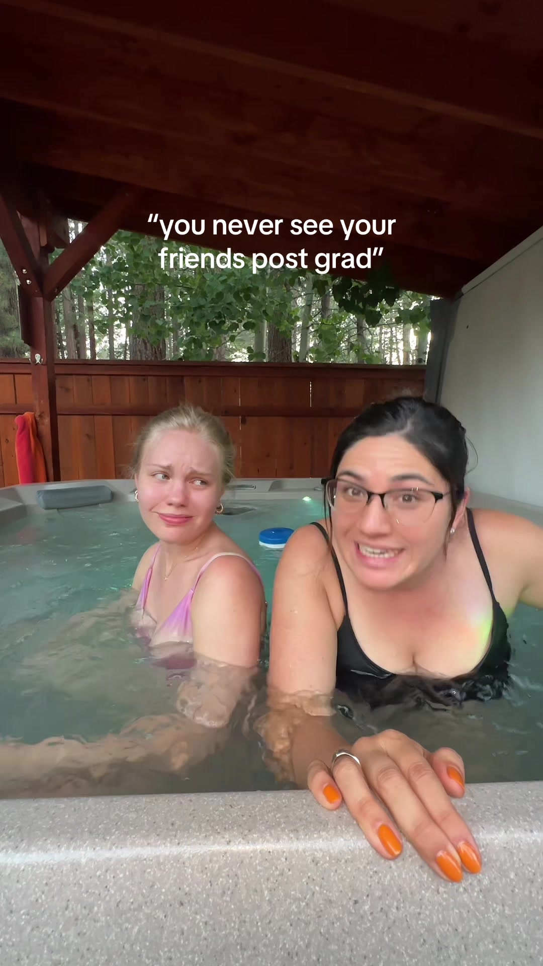 @laurena