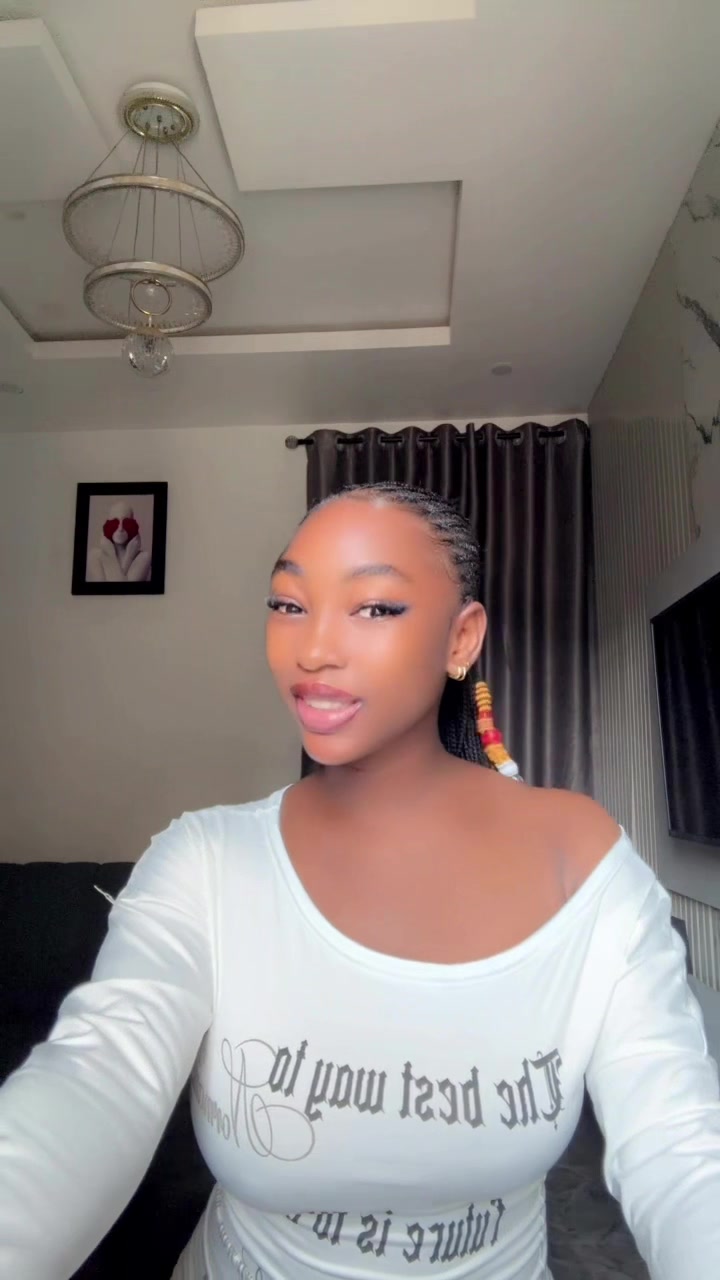 @ashley Odunayo🥰