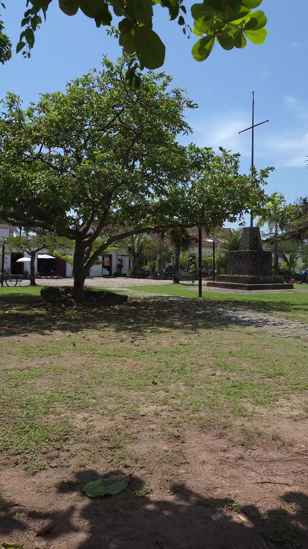 @Daniel de Paraty