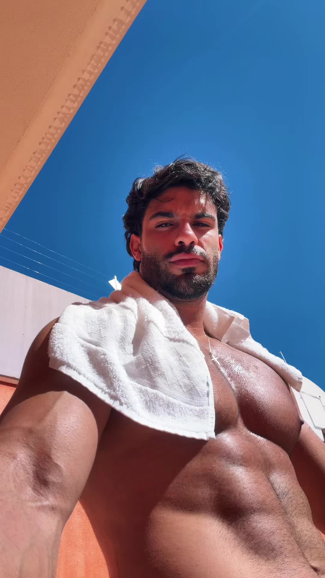 @CLAUS 🐺