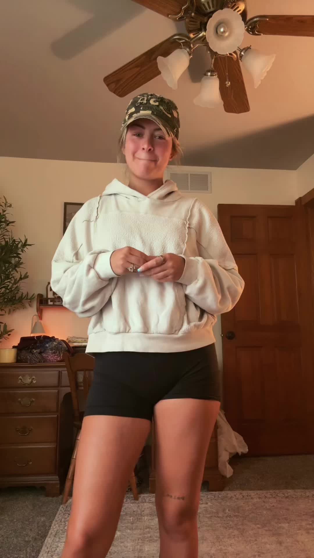 @ellabraungardt