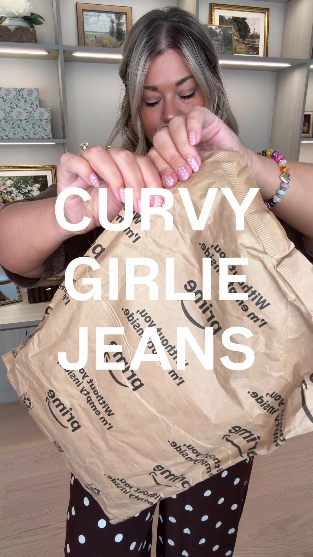 @OliviaFredaCurves
