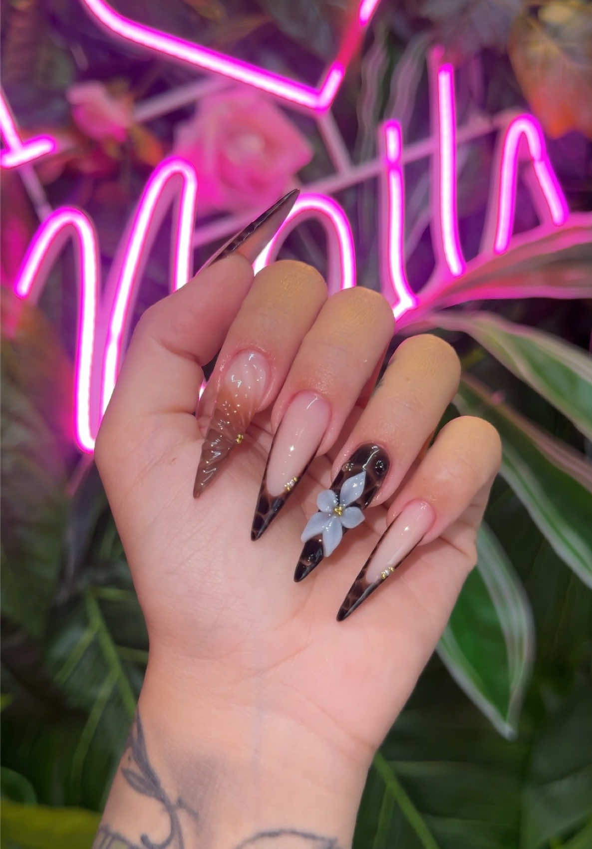 @Nath Machado Nails