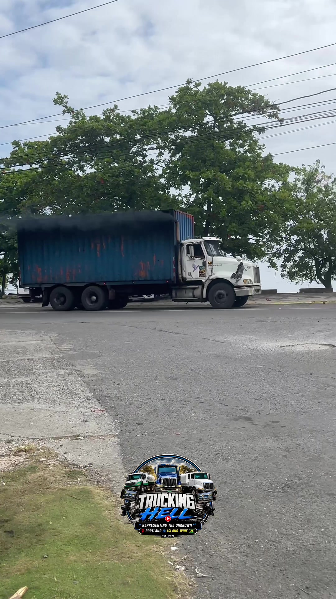@Trucking Hell🇯🇲