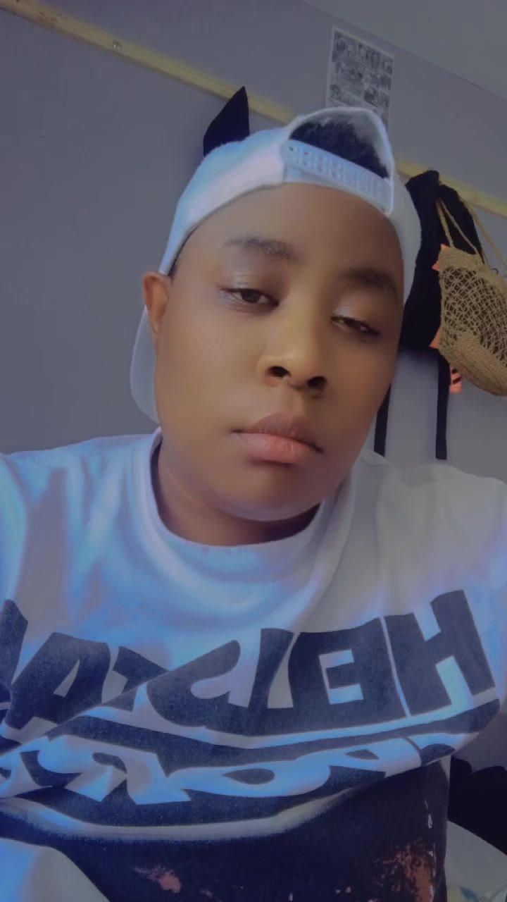 @YOUNGMO ๐ YOUNG CHEDDER