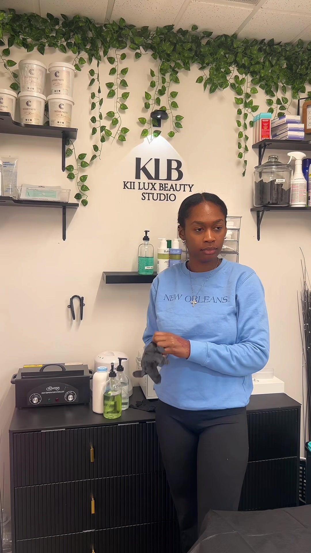@Kii | STL Licensed Esthetician