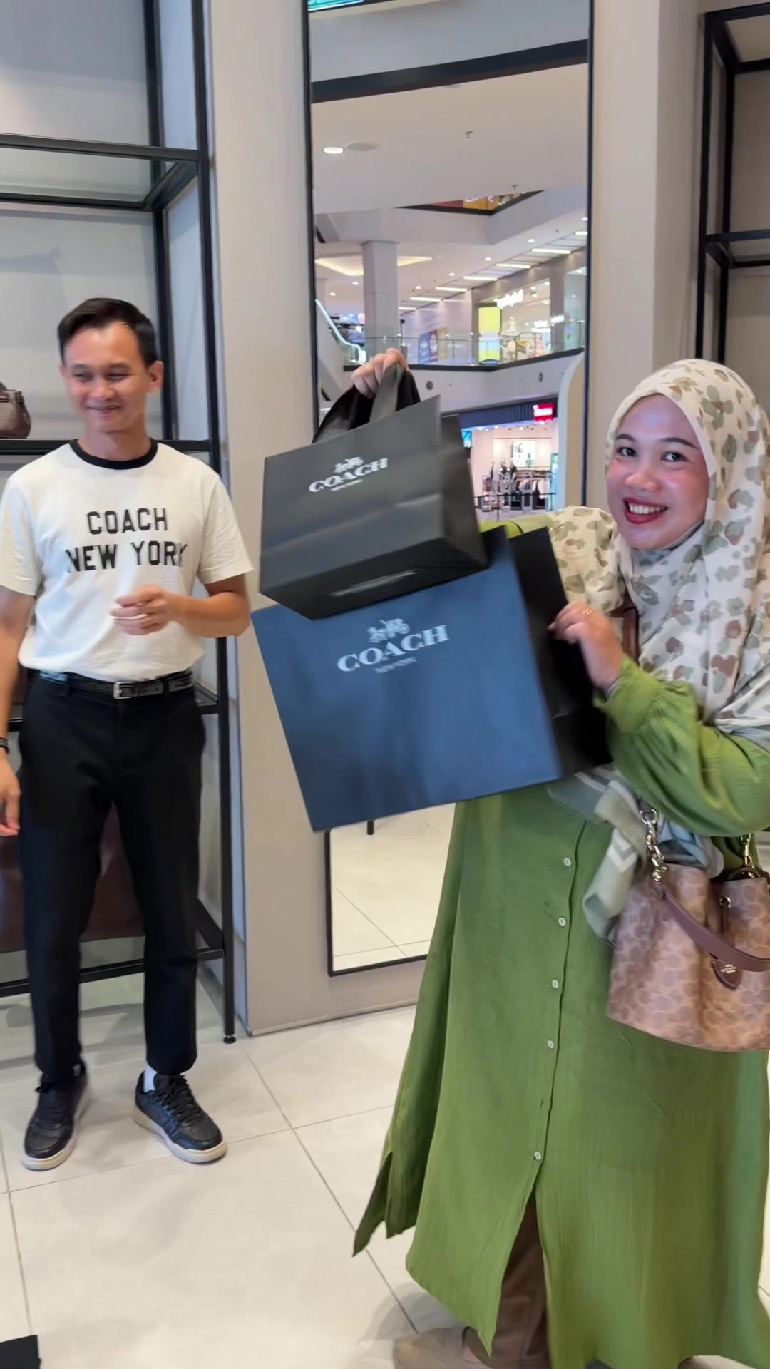 @Zhee Fauziah
