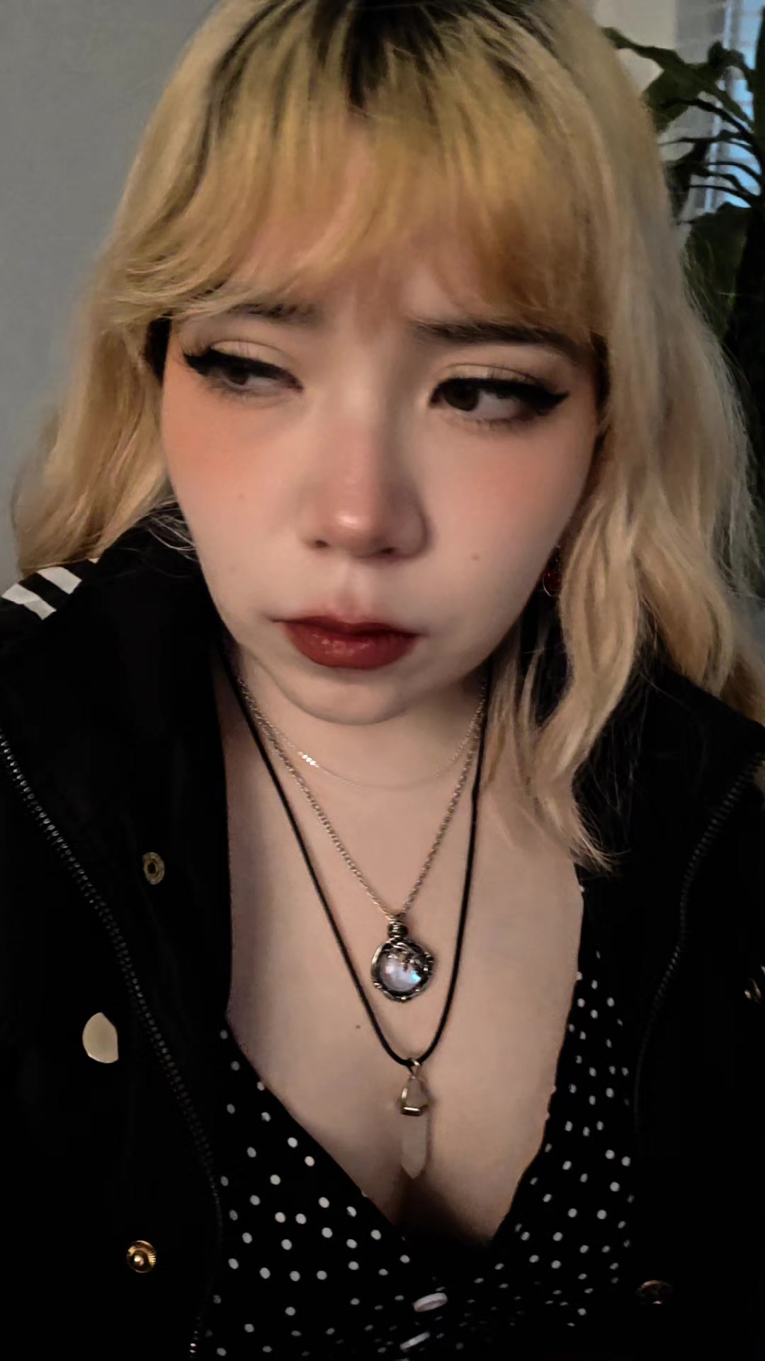@Maynoh_
