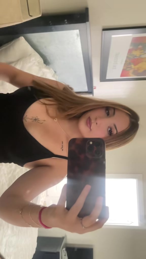 @Julieana