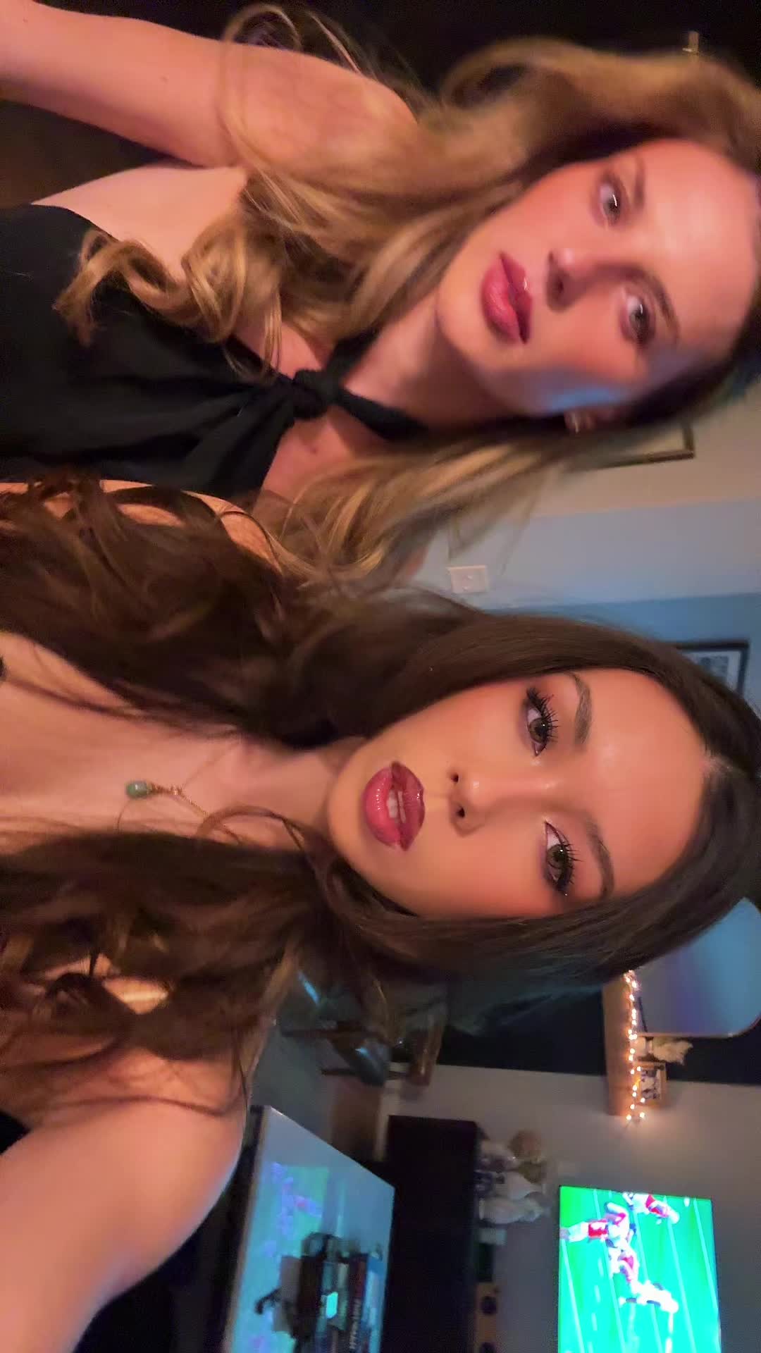 @CHAR 🍸🐆🪩