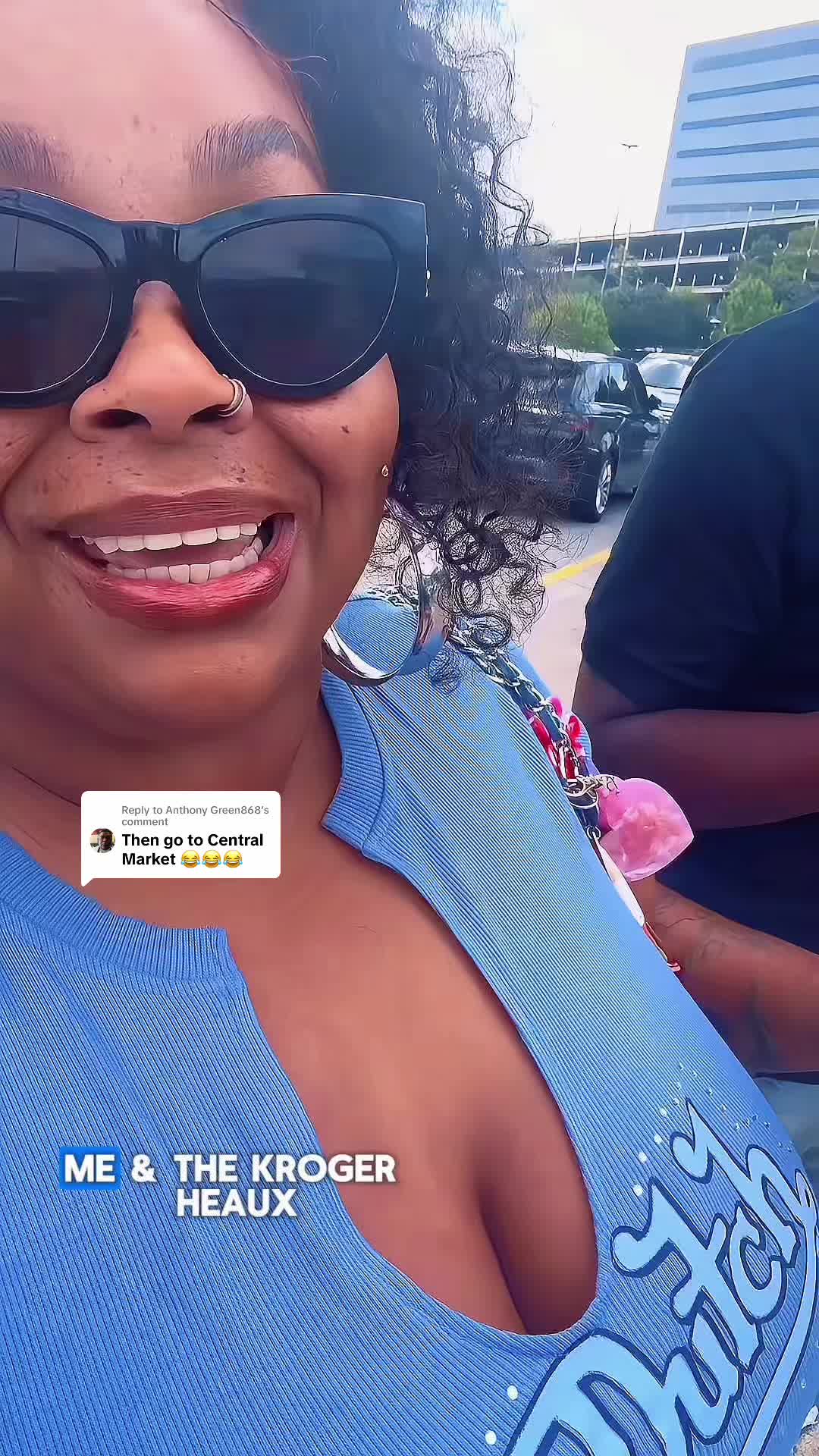 @Bella Laveaux
