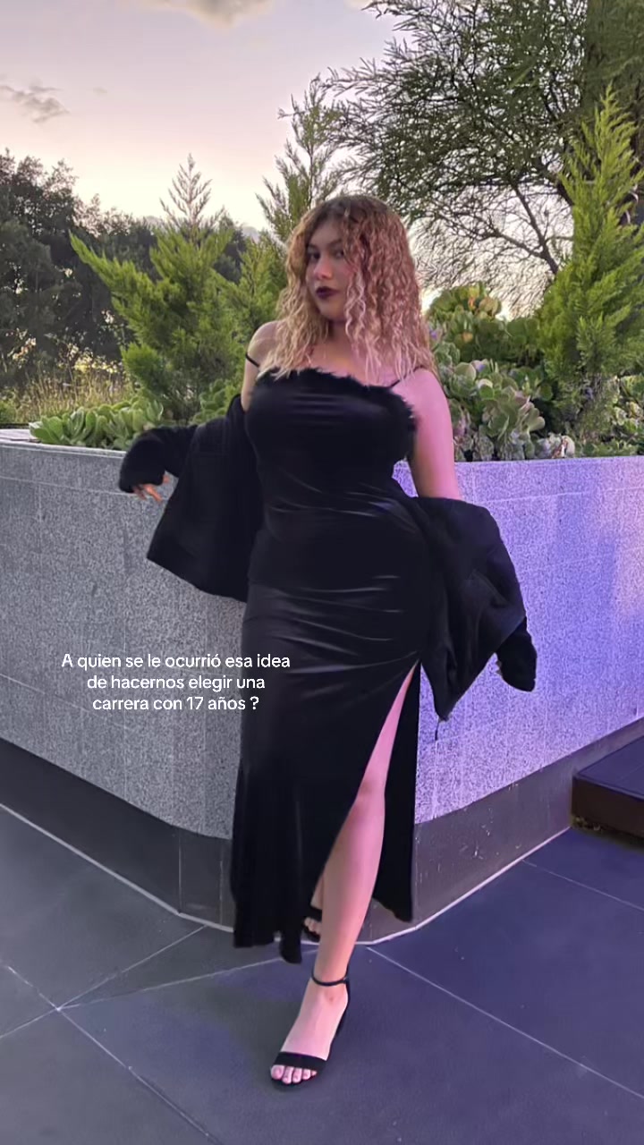 @𝐷𝑎𝑦𝑎𝑛𝑎