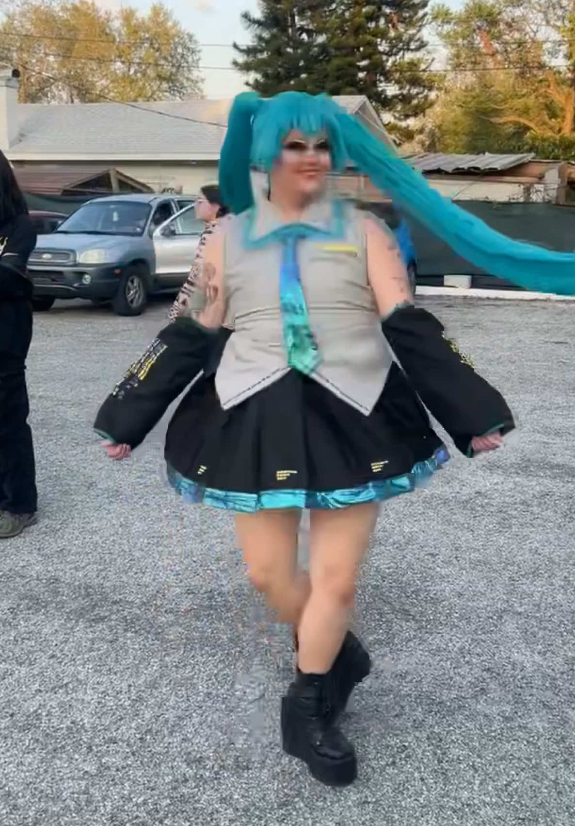 @draggedyanne