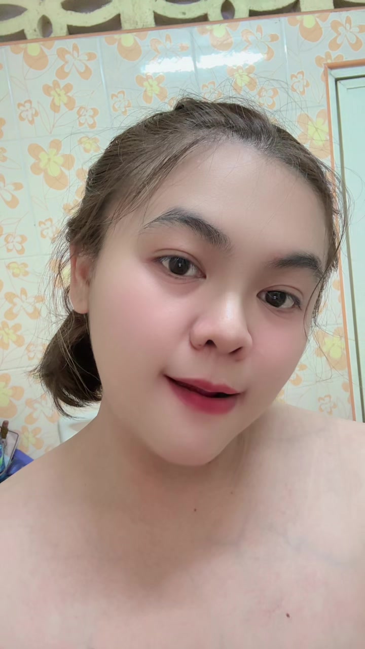@🐷จ๋าห๊ะ1998🐷